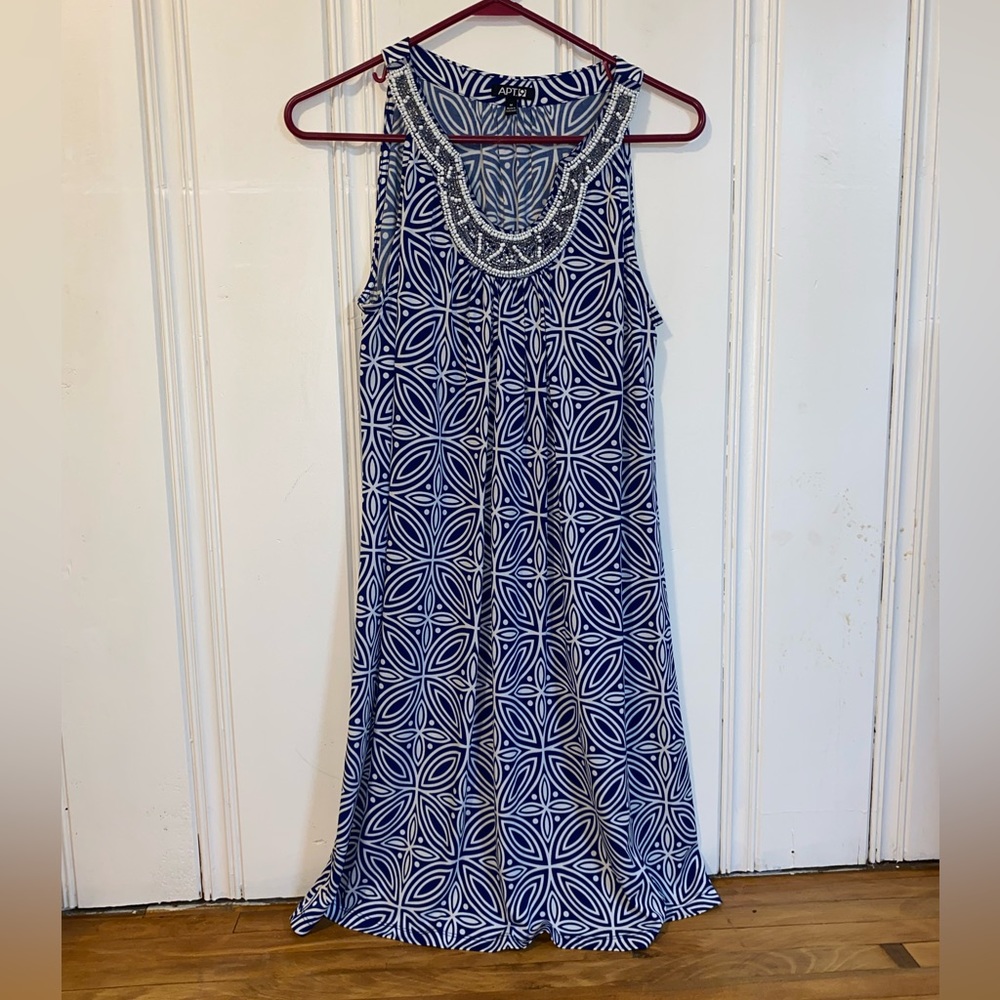 Apt 9 stretchy flowy dress
